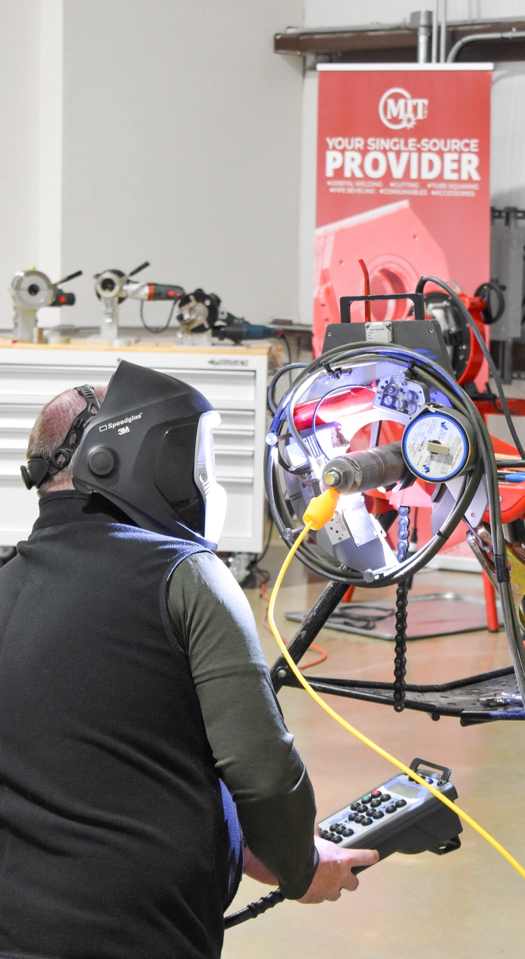 Welding of pipe with Polysoude MU 128 pipe orbital weld head